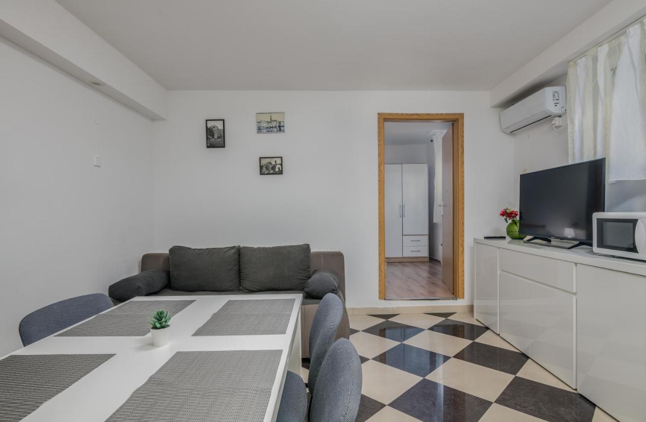 Apartments D Krk Town Exterior photo